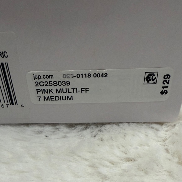 Charles David Colorful Floral Heels,size 7M - Picture 9 of 17